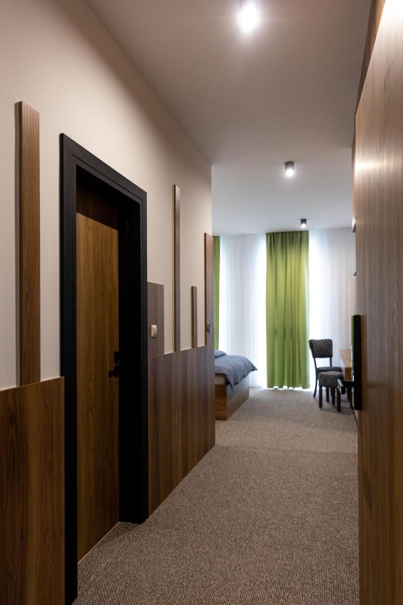 Hostel Tron Travnik Exterior photo